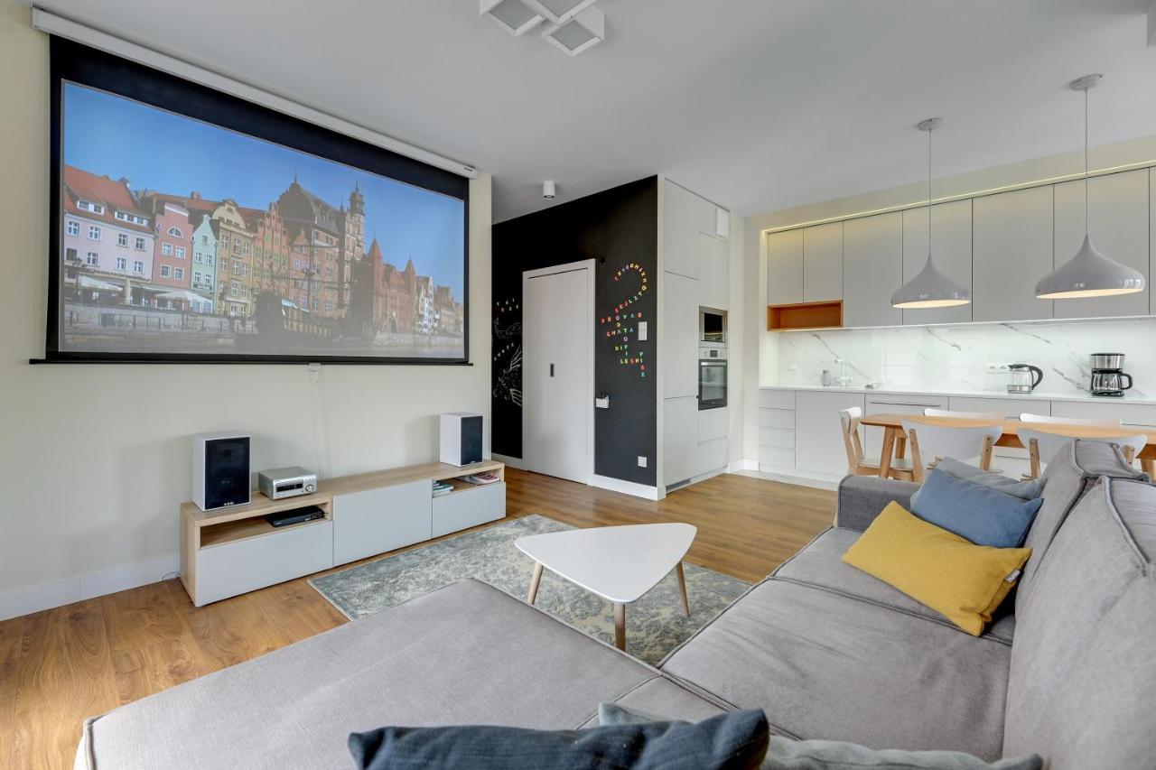 Premium Family & Business Old Town Riverside Apartment With Parking Γκντανσκ Εξωτερικό φωτογραφία