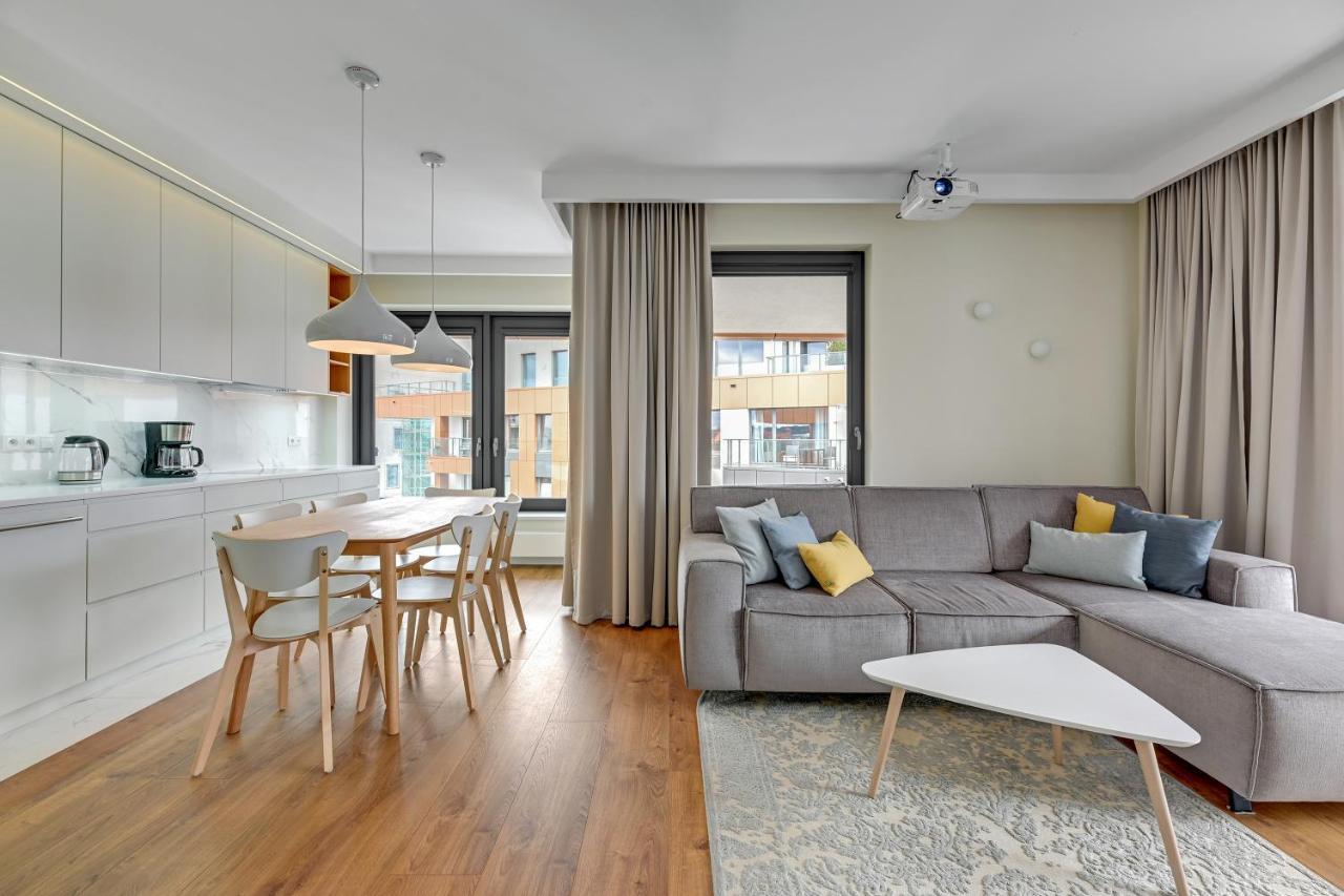 Premium Family & Business Old Town Riverside Apartment With Parking Γκντανσκ Εξωτερικό φωτογραφία