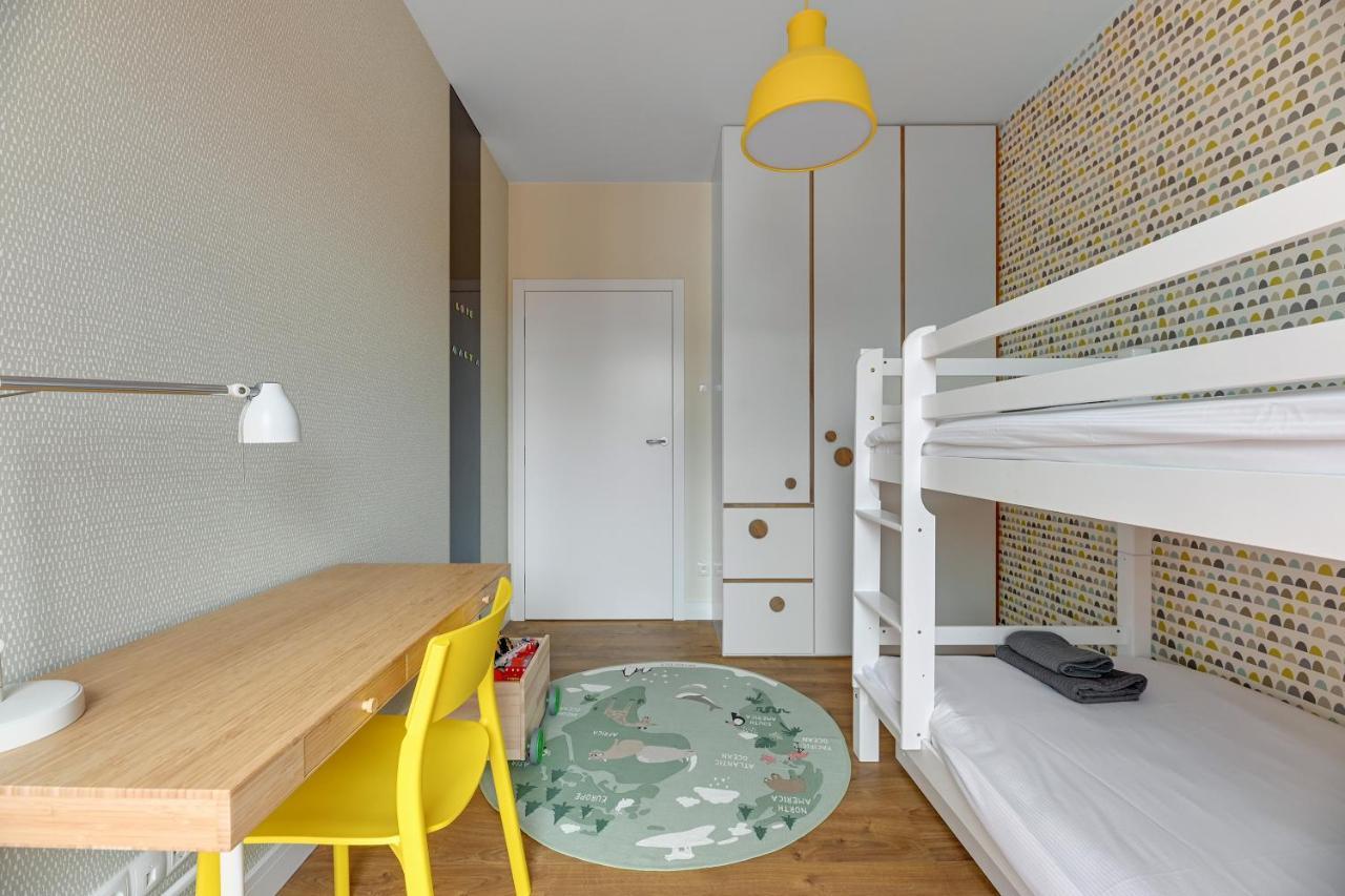 Premium Family & Business Old Town Riverside Apartment With Parking Γκντανσκ Εξωτερικό φωτογραφία