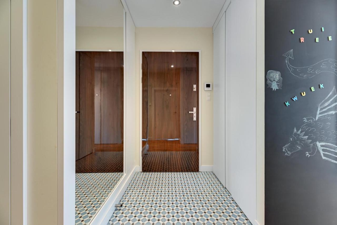 Premium Family & Business Old Town Riverside Apartment With Parking Γκντανσκ Εξωτερικό φωτογραφία